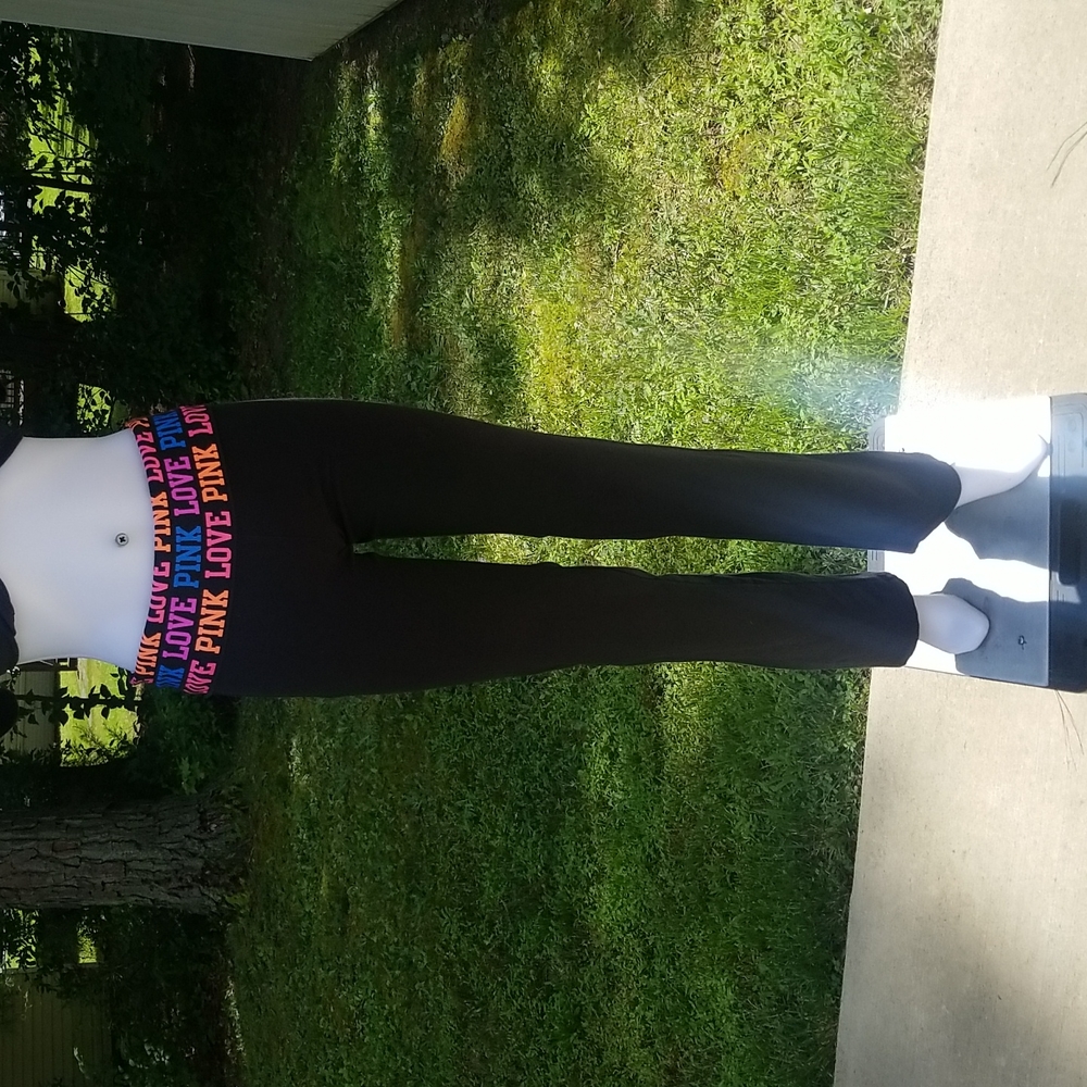 PINK YOGA PANTS